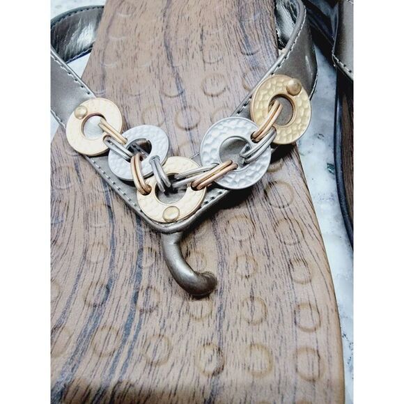 Orthaheel Size 7 Lola Mixed Metal Silver and Gold Women’s Sandals EUC - Picture 3 of 8